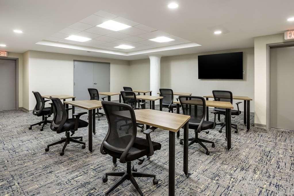 Comfort Inn & Suites Newark Liberty International Airport Fasiliteter bilde